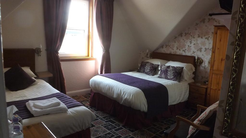 Almond Villa Guest House Perth Room photo